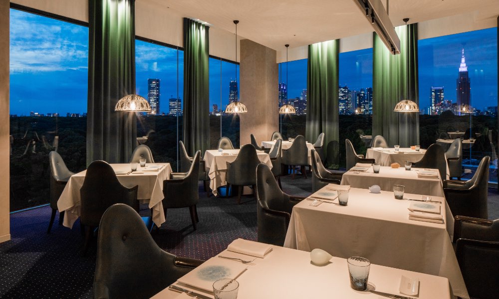 Dining & Salon